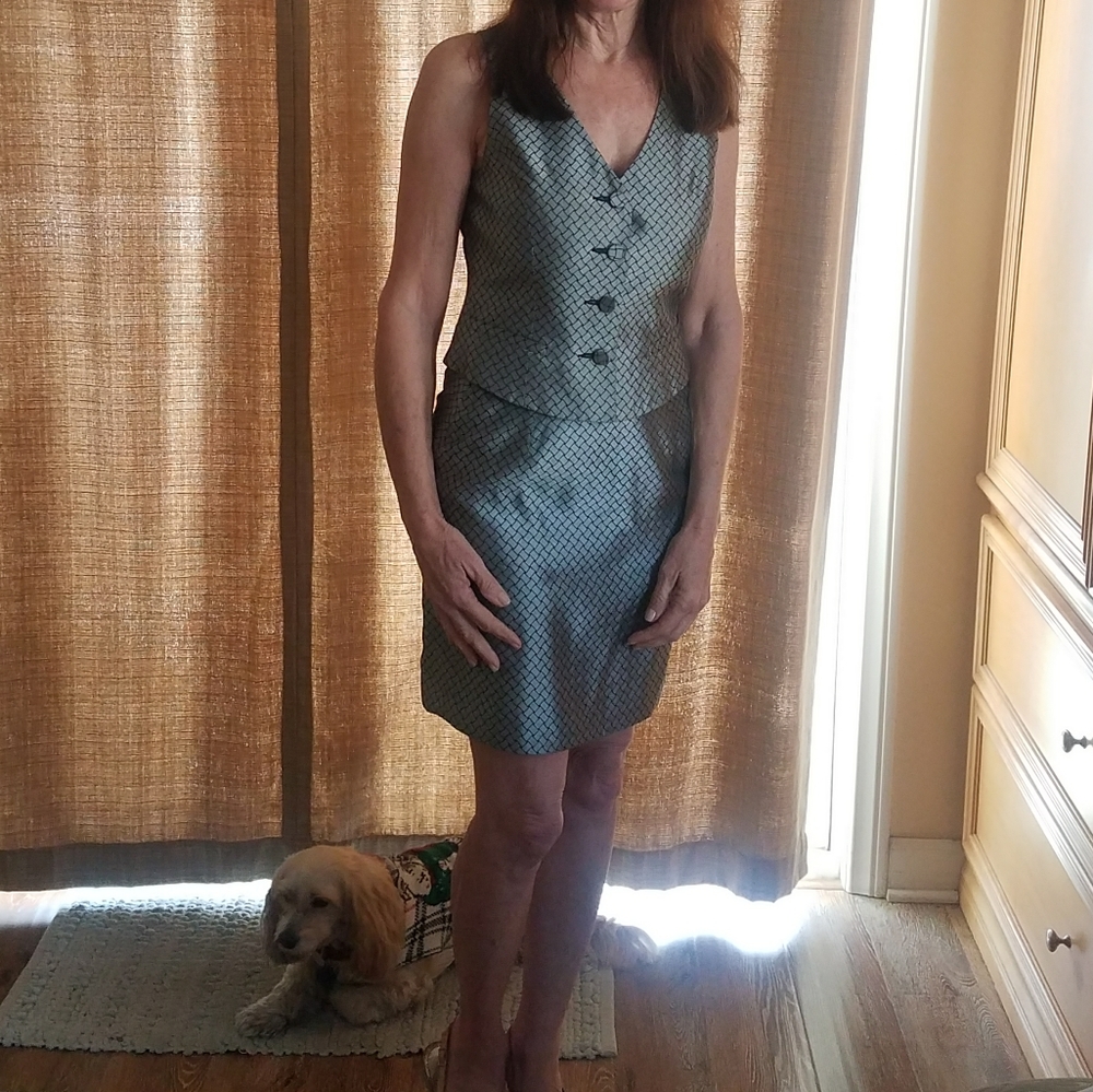 Women's suit